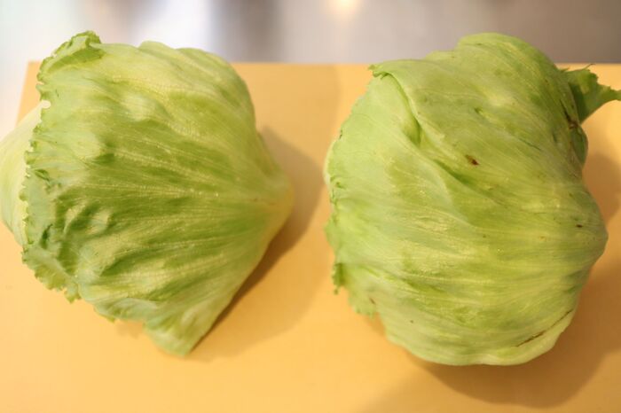 シャキシャキが長持ち レタスを上手に保存する裏技2つ 暮らしニスタ こんにちは 暮らしニスタ 家事コツ研究室 dメニューニュース Nttドコモ シャキシャキが長持ち レタスを上手に保存する裏技2つ 暮らしニスタ こんにちは 暮らしニスタ 家事コツ研究室 dメニューニュース Nttドコモ