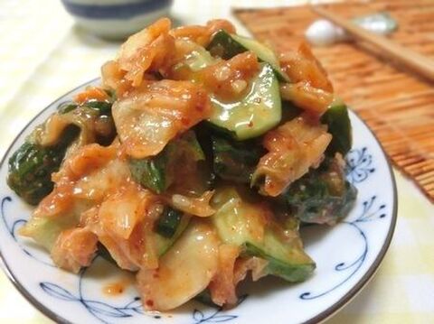 和えるだけでヘルシー美味い たたききゅうりの梅味噌キムチ和え 暮らしニスタ