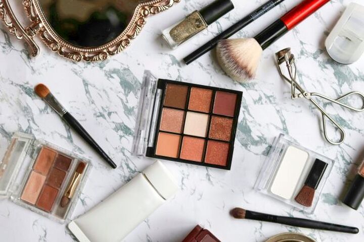 え?!家の○○○でメイクしてるとブスになる??【美容風水】