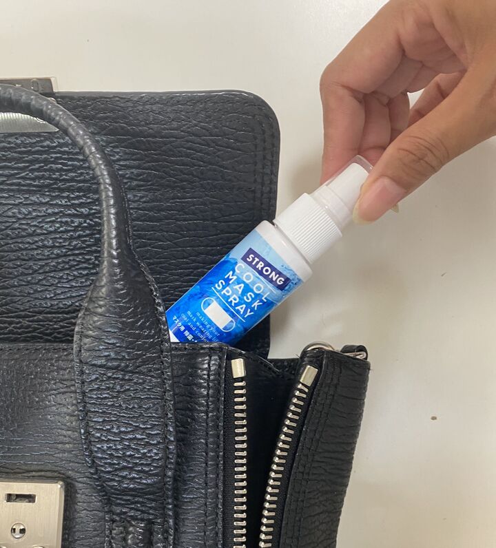 マスクの蒸れをスッキリ解消!除菌効果もある便利な携帯スプレー