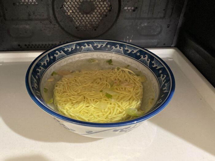 お湯なしでも美味しくできる インスタントラーメンを超ズボラに作ってみた 暮らしニスタ お湯なしでも美味しくできる インスタントラーメンを超ズボラに作ってみた 暮らしニスタ