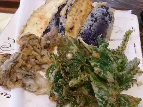 秋の味覚 今しか食べられない シソの穂の天ぷら 暮らしニスタ 秋の味覚 今しか食べられない シソの穂の天ぷら 暮らしニスタ