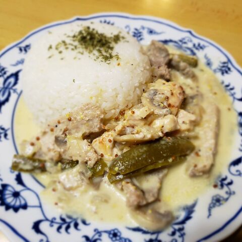 ポークグーラッシュ パンにもご飯にも合うハンガリーの煮込み料理 暮らしニスタ ポークグーラッシュ パンにもご飯にも合うハンガリーの煮込み料理 暮らしニスタ