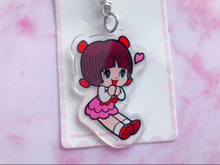 キャンドゥ 手塚キャラクターのピノコが可愛い アクリルキーホルダー 暮らしニスタ