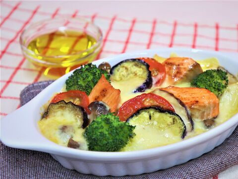 スペイン産オリーブオイルを使った秋野菜レシピを紹介 暮らしニスタ スペイン産オリーブオイルを使った秋野菜レシピを紹介 暮らしニスタ