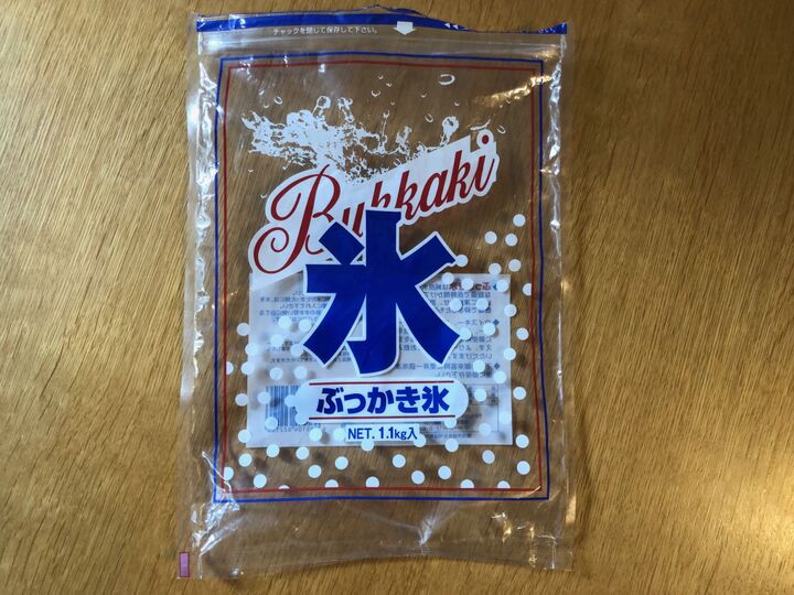 ロックアイスの袋、捨てないで!便利な再利用方法いろいろ♪