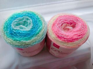 ダイソー 夢かわいいお菓子みたいなラメ入り毛糸 暮らしニスタ ダイソー 夢かわいいお菓子みたいなラメ入り毛糸 暮らしニスタ