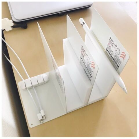 ダイソーのブックエンドでipadスタンドを作りました 暮らしニスタ ダイソーのブックエンドでipadスタンドを作りました 暮らしニスタ
