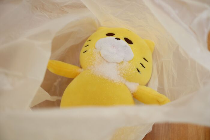 洗濯なしで汚れもダニも一掃 ぬいぐるみをきれいにする方法とは 暮らしニスタ 洗濯なしで汚れもダニも一掃 ぬいぐるみをきれいにする方法とは 暮らしニスタ