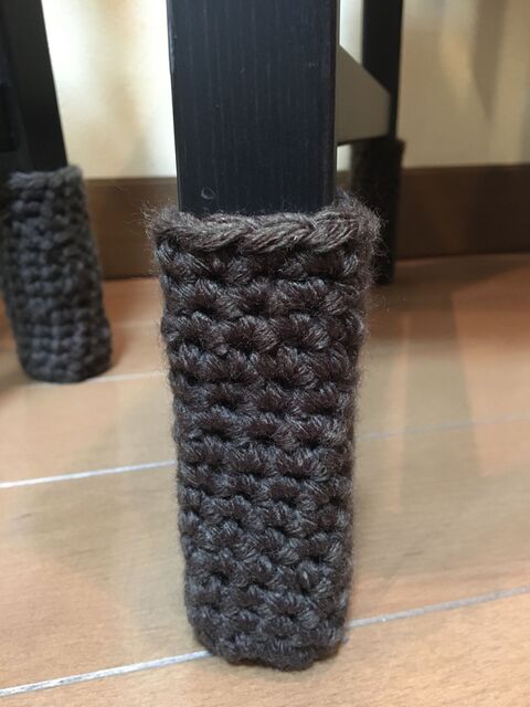 脱げる苛々 手編みのチェアソックスで解決 暮らしニスタ 脱げる苛々 手編みのチェアソックスで解決 暮らしニスタ