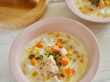 鮭入りコーンたっぷり♪具だくさんスープ