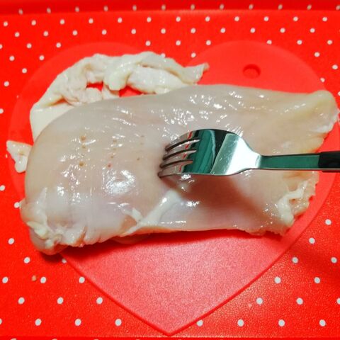 しっとり柔らか 鶏ハム レンジで簡単 旨味を閉じ込める方法 暮らしニスタ しっとり柔らか 鶏ハム レンジで簡単 旨味を閉じ込める方法 暮らしニスタ