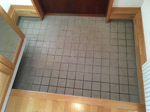 築27年 リーズナブルで見違える 玄関セルフリフォーム編 暮らしニスタ 築27年 リーズナブルで見違える 玄関セルフリフォーム編 暮らしニスタ