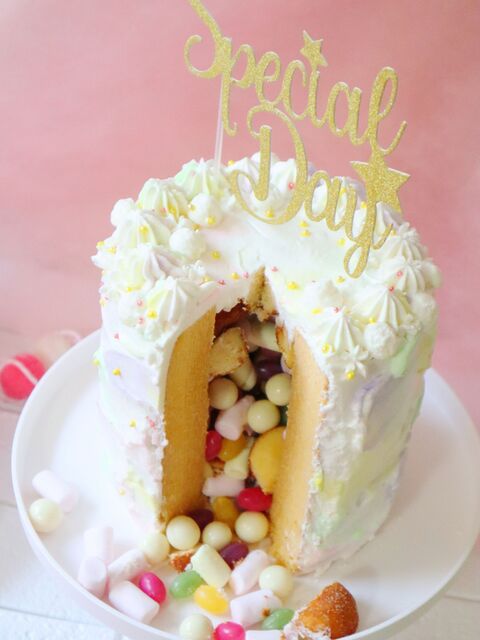 おうちパーティーにおすすめ 歓声が上がる かくれんぼケーキ の作り方 暮らしニスタ