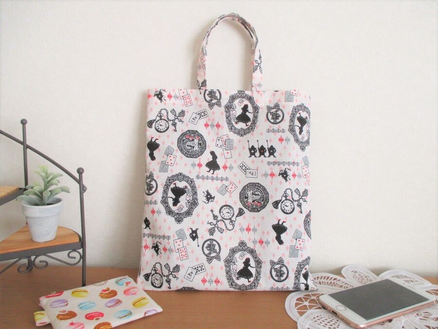 用紙で型紙簡単 手のひらサイズのエコバッグの作り方 暮らしニスタ 用紙で型紙簡単 手のひらサイズのエコバッグの作り方 暮らしニスタ