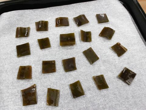 だしがら昆布で簡単お菓子 焼き昆布チョコレート 暮らしニスタ