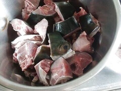 ワイルドだぜ なパワーサラダに骨まで丸ごとぶりの圧力鍋煮 暮らしニスタ ワイルドだぜ なパワーサラダに骨まで丸ごとぶりの圧力鍋煮 暮らしニスタ