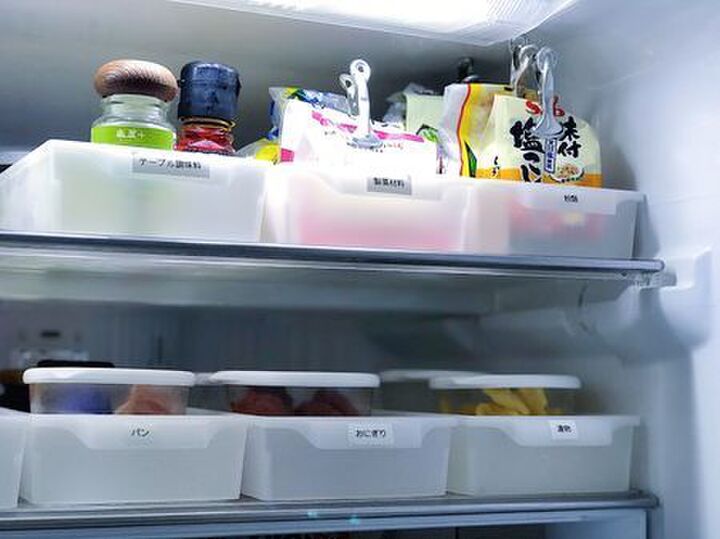 100均神グッズで♪今すぐ真似したい冷蔵庫すっきり収納アイデア