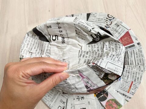 新聞紙で作って楽しい 身につけて楽しい ペーパーハットの作り方 暮らしニスタ 新聞紙で作って楽しい 身につけて楽しい ペーパーハットの作り方 暮らしニスタ