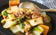 白菜と厚揚げ、豚肉の生姜とろみ餡。