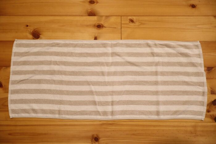 タオルのたたみ方を変えるだけで収納力up 生活感ともサヨナラ 暮らしニスタ タオルのたたみ方を変えるだけで収納力up 生活感ともサヨナラ 暮らしニスタ