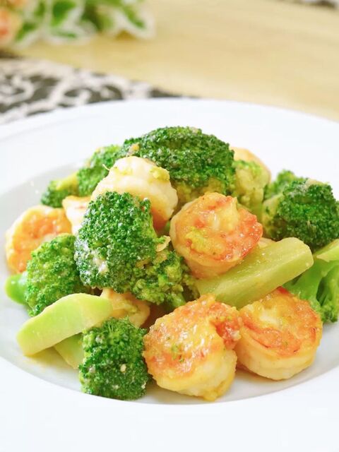 海老とブロッコリーの簡単コク旨炒め 暮らしニスタ