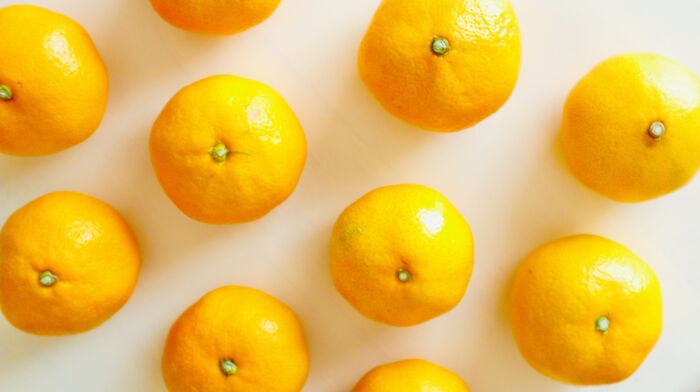 捨てたら損 みかんの皮がこんなに料理で大活躍とは 暮らしニスタ 捨てたら損 みかんの皮がこんなに料理で大活躍とは 暮らしニスタ