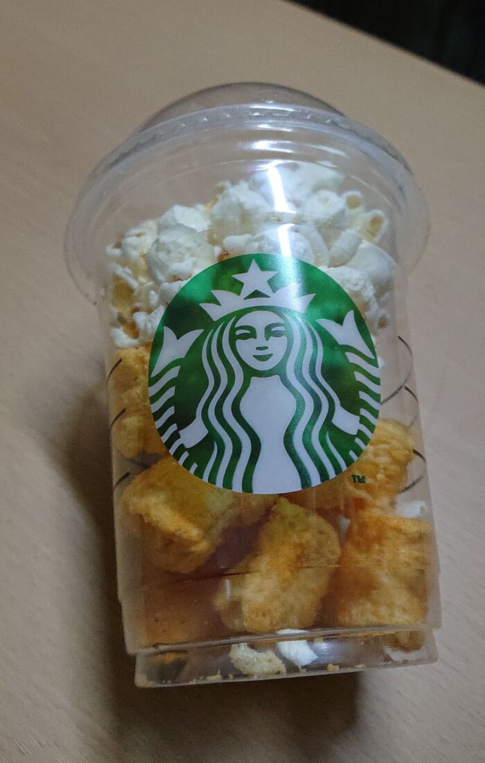 捨てるのはもったいない スタバの空きカップを再利用してみた 暮らしニスタ 捨てるのはもったいない スタバの空きカップを再利用してみた 暮らしニスタ