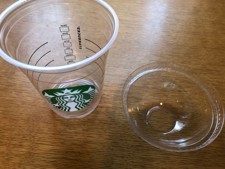 捨てるのはもったいない!スタバの空きカップを再利用してみた