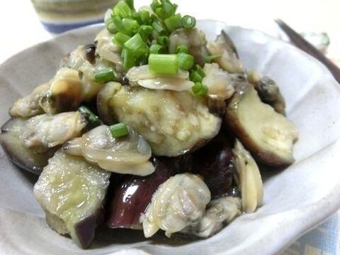 レンジで一発 なすとむきあさりの白だしバター蒸し 暮らしニスタ