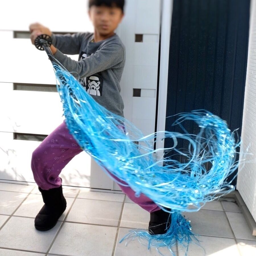 セリアの刀で炭治郎の日輪刀を作ってみた 暮らしニスタ セリアの刀で炭治郎の日輪刀を作ってみた 暮らしニスタ