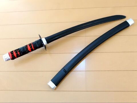 セリアの刀で炭治郎の日輪刀を作ってみた 暮らしニスタ セリアの刀で炭治郎の日輪刀を作ってみた 暮らしニスタ