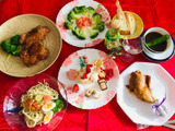 ランチクリスマスです。娘はリモート授業ですが本日試験です。応援ランチ！ガンバレ