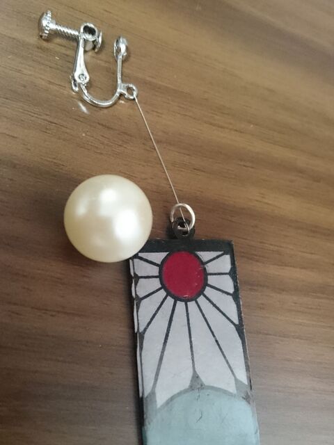 鬼滅の刃 炭治郎くんのイヤリング もちろんピアスにも出来ます 暮らしニスタ 鬼滅の刃 炭治郎くんのイヤリング もちろんピアスにも出来ます 暮らしニスタ