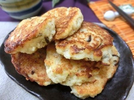 フライパンに落として焼くだけ☆　長芋とおからのふわふわ焼き