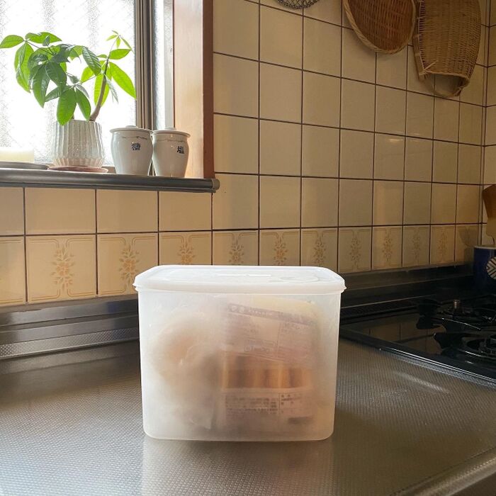 ダイソーで見つけたパン専用の保存容器