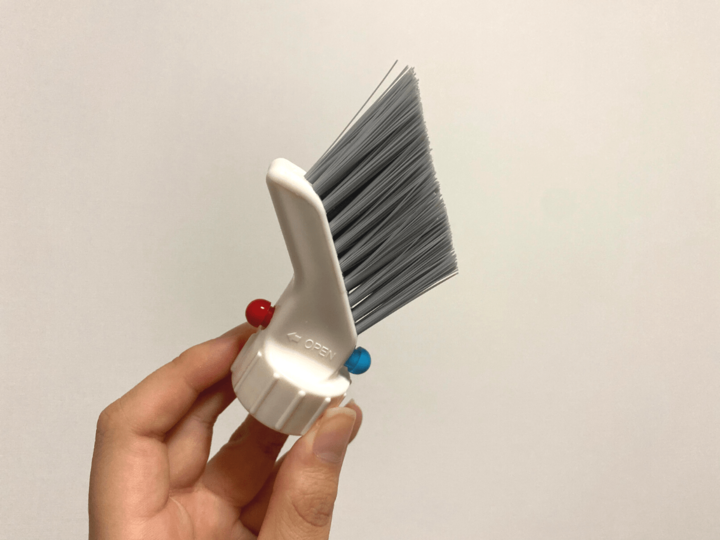 【ダイソー】このブラシ、スゴすぎっ!家事のコスパが超絶アップする神グッズ