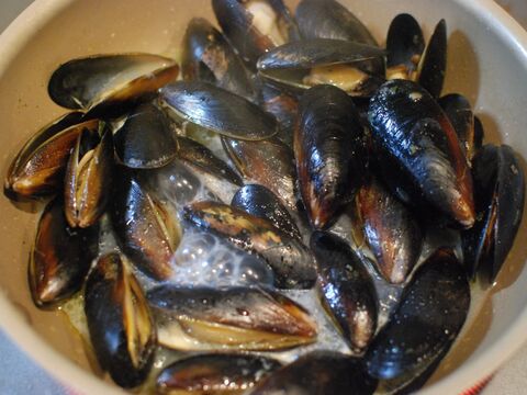冷凍ムール貝で バジル風味グラタン 暮らしニスタ 冷凍ムール貝で バジル風味グラタン 暮らしニスタ