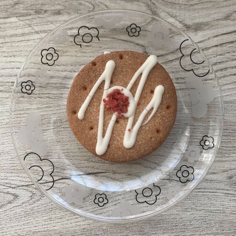 セブンイレブン しっとりクッキーにうっとり 苺のレアチーズ 暮らしニスタ セブンイレブン しっとりクッキーにうっとり 苺のレアチーズ 暮らしニスタ