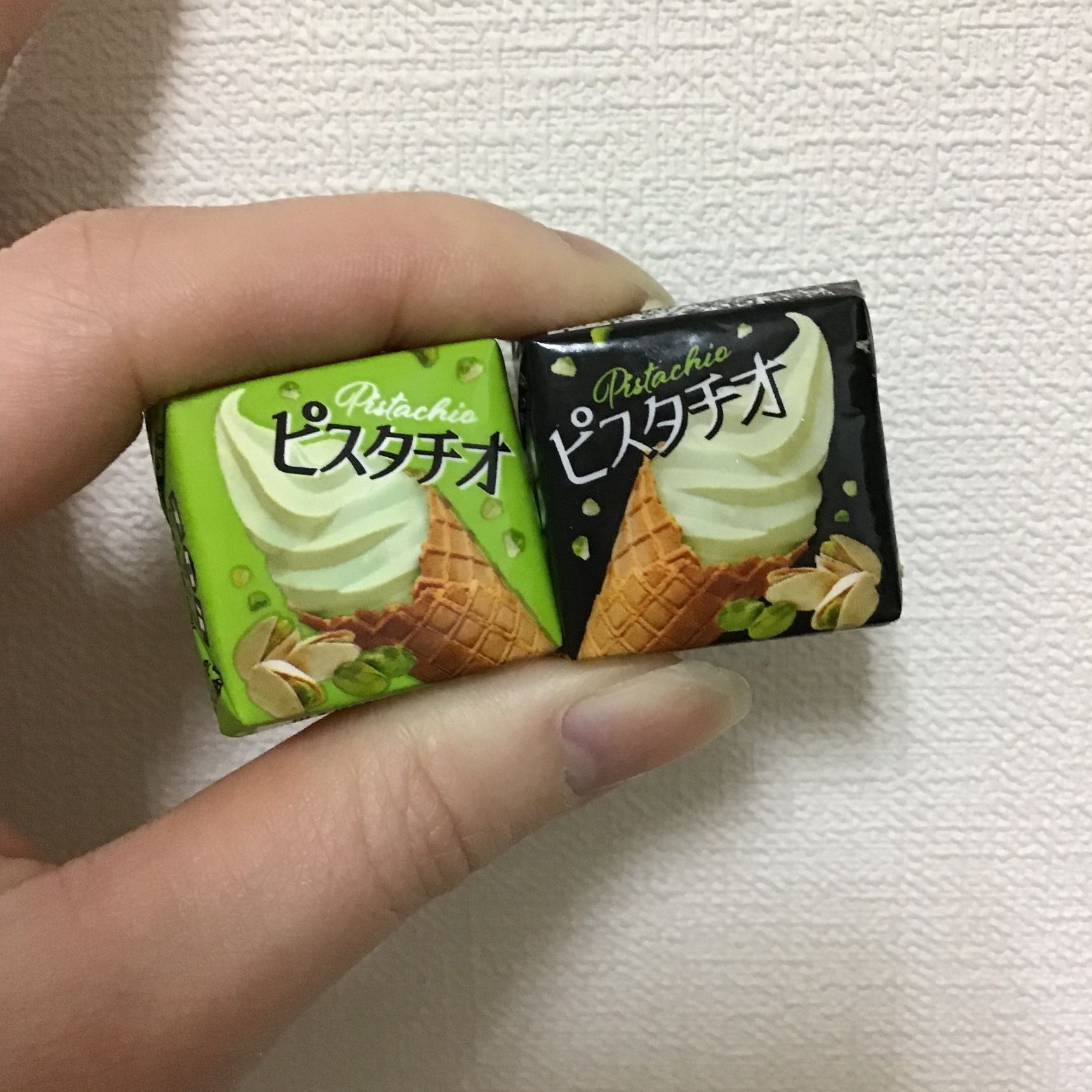 ローソン限定！チロルチョコ　ピスタチオ