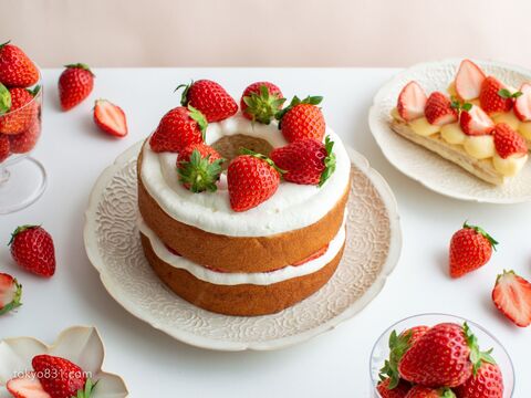 いちごのネイキッドケーキ バームクーヘンで簡単スイーツ 暮らしニスタ