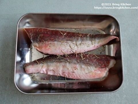 フライパンひとつ ハーブ香るホウボウのソテー 暮らしニスタ フライパンひとつ ハーブ香るホウボウのソテー 暮らしニスタ