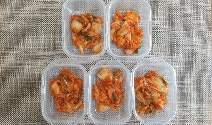 保存容器のニオイ取りがこれで!?身近なもので消臭効果を検証!