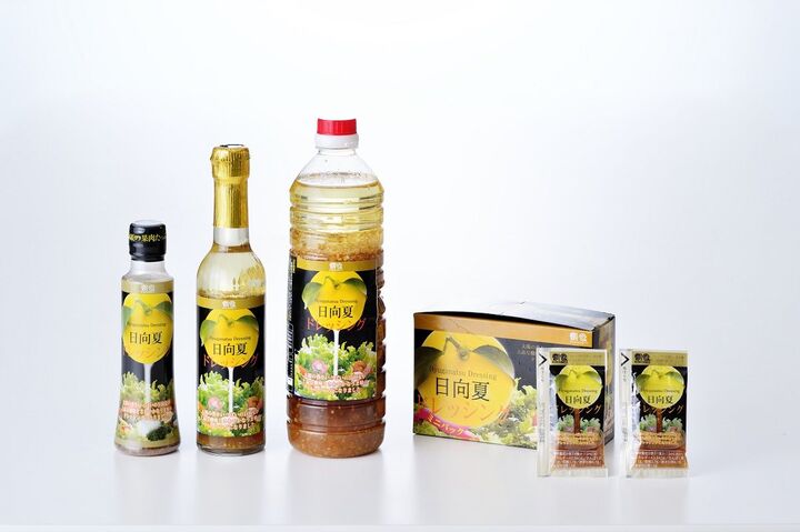 酸味とシャキシャキ感がたまらない!話題の万能調味料「日向夏ドレッシング」がリニューアル