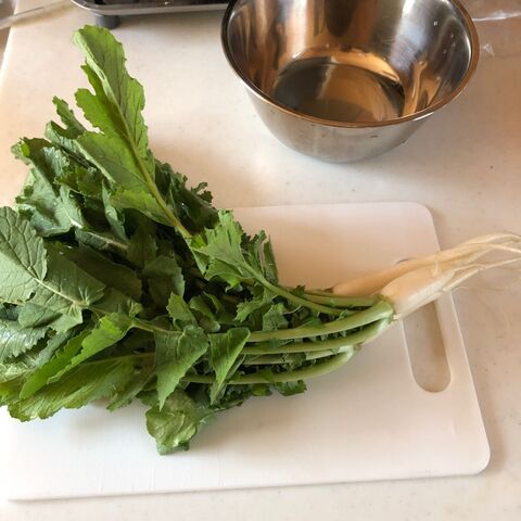 栄養満点 大根菜で作るご飯のお供 大根菜のピリ辛炒め煮 暮らしニスタ