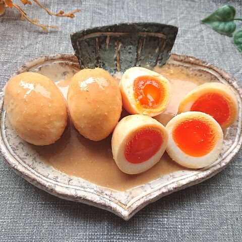 見た目も味も魅力的すぎる 味噌とみりん漬け煮卵 暮らしニスタ 見た目も味も魅力的すぎる 味噌とみりん漬け煮卵 暮らしニスタ