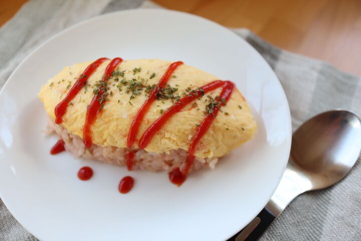 もう失敗しない!誰でも「ふわとろオムライス」を作れるたった3つのコツ