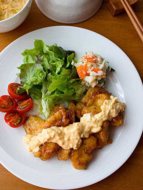 揚げないチキン南蛮 むね肉でやわらかヘルシー タルタルソースに隠し味も 暮らしニスタ 揚げないチキン南蛮 むね肉でやわらかヘルシー タルタルソースに隠し味も 暮らしニスタ