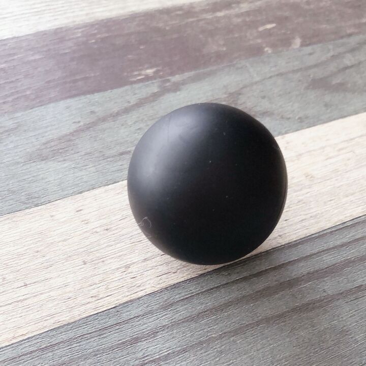 100均で買える「黒い球体」の正体を検証!まさかの便利グッズだった!?