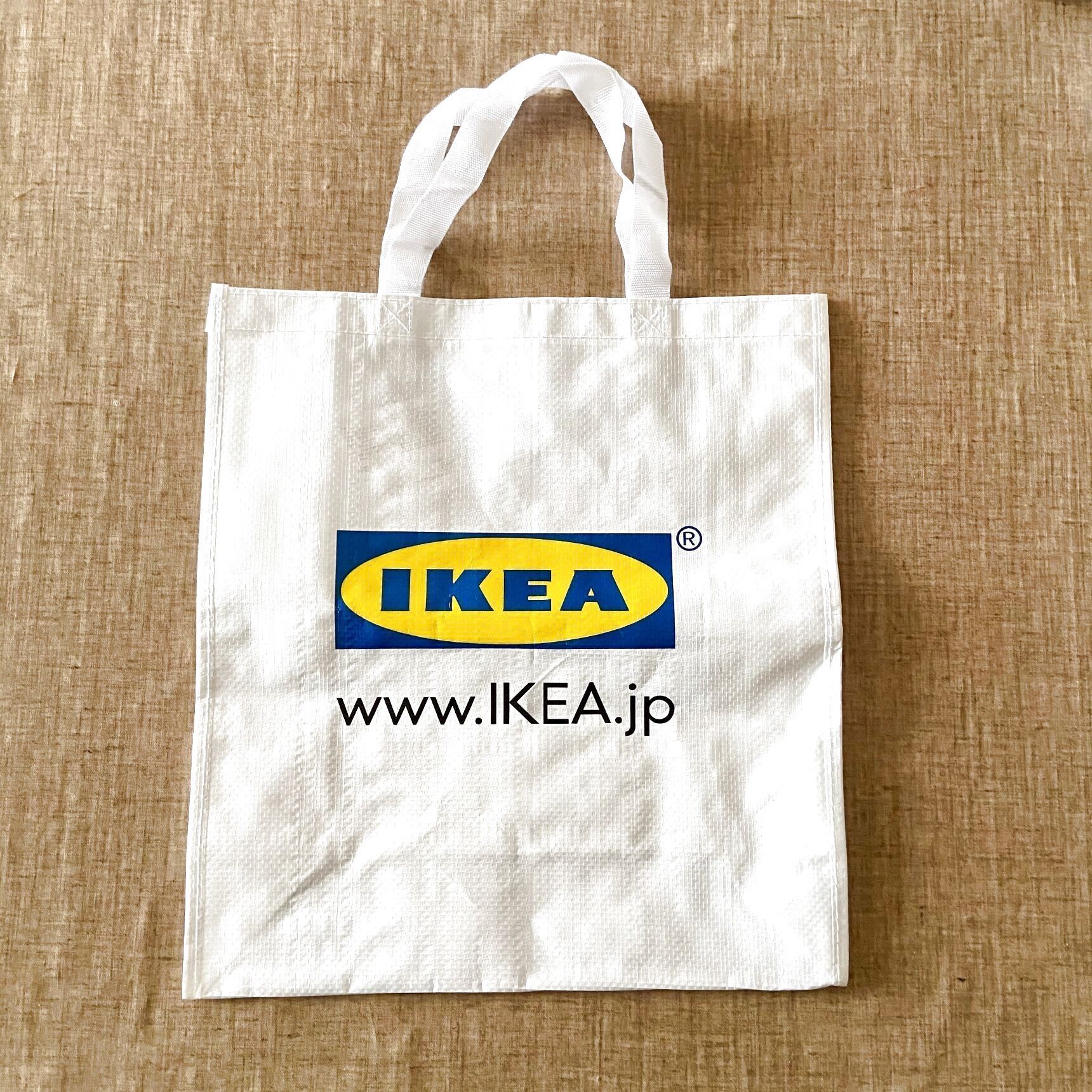 IKEAのロゴが超キュート！使えるクラムビーバッグ